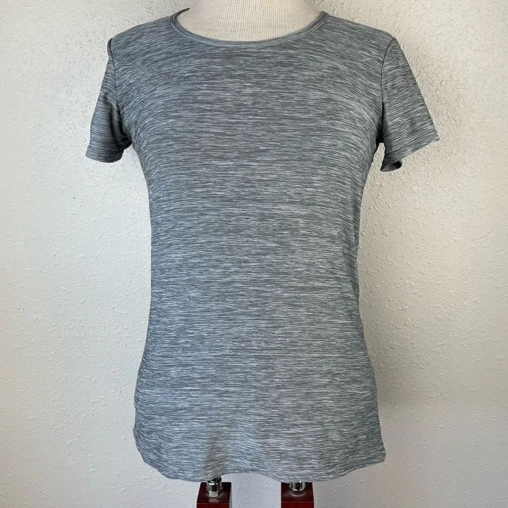 Two for One 32 Degrees Cool Scoop Neck Workout T-Shirts Size S EUC